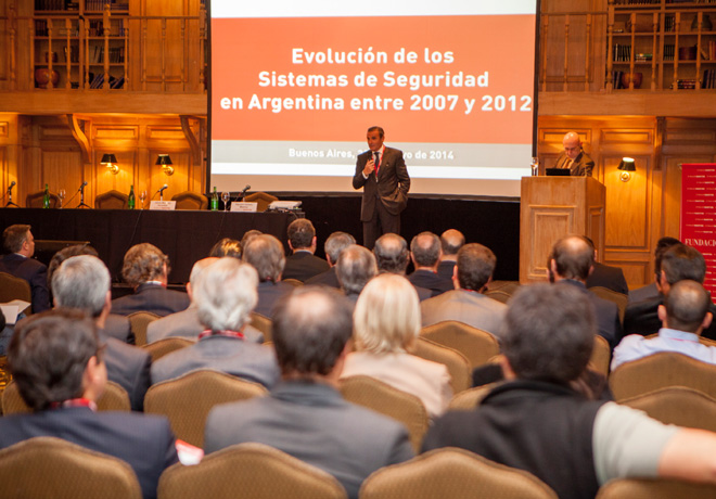 Fundacion MAPFRE - evolucion del equipamiento de seguridad en vehiculos comercializados en Argentina entre 2007 y 2012