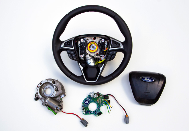 Ford anuncio una nueva tecnologia de direccion adaptativa