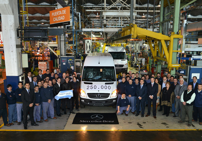 Mercedes-Benz produjo la unidad 250000 del Sprinter