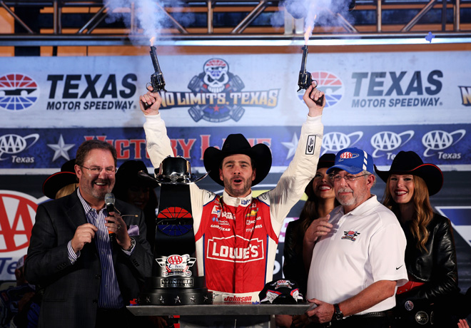 NASCAR - Texas - Jimmie Johnson en el Victory Lane