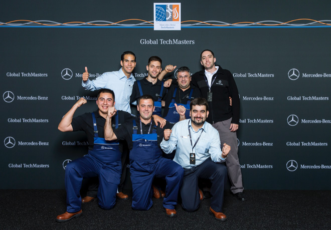 Mercedes-Benz - Equipo argentino que viajo a Alemania