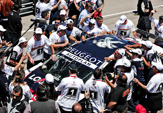 STC2000 - Nestor Girolami es el nuevo campeon - Peugeot se adjudico los tres campeonatos en disputa 3