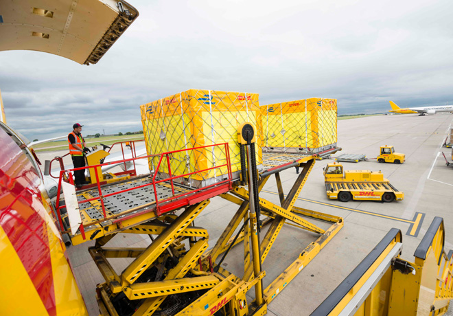 DHL trae a la Argentina a los autos y equipos de la Formula E 1