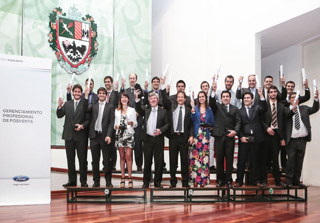 Ford celebro junto a los graduados del Programa Gerenciamiento Profesional de Posventa