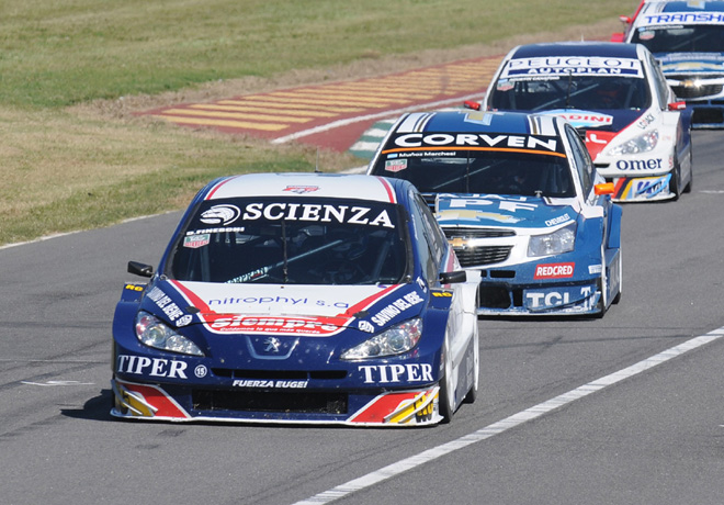 STC2000 - Junin 2015 - Damian Fineschi - Peugeot 408