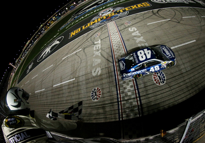 NASCAR - Texas 2015 - Jimmie Johnson - Chevrolet SS