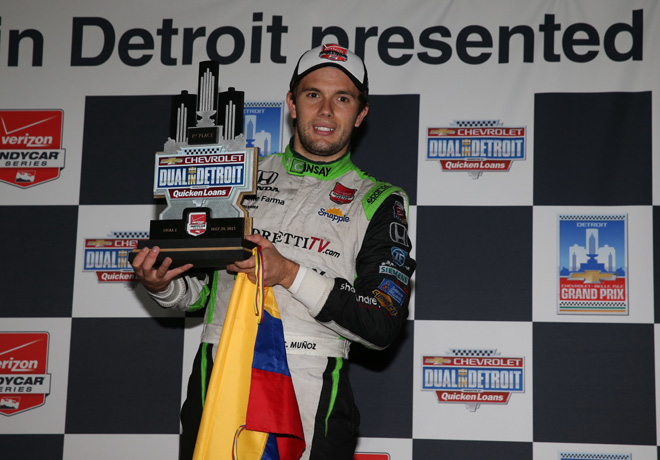 IndyCar - Detroit 2015 - Carrera 1 - Carlos Munoz en el Podio