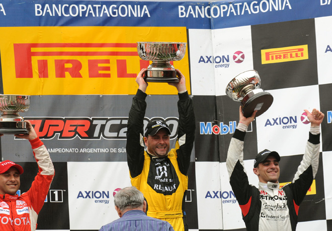 STC2000 - Termas de Rio Hondo 2015 - Rafael Morgenstern - Christian Ledesma - Facundo Chapur en el Podio