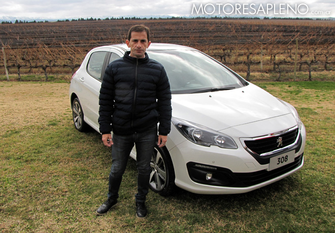 Peugeot - Rodrigo Moran en la Presentacion de los 308 y 408 en Mendoza