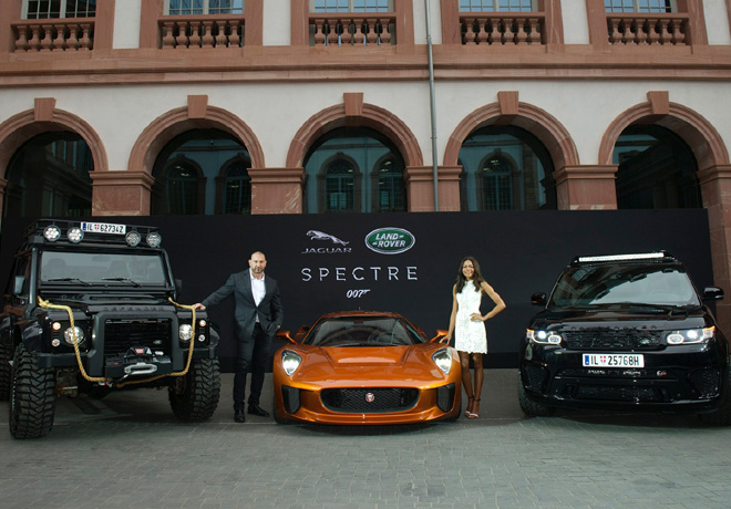 Presentación mundial de los autos Bond de Jaguar y Land Rover en Frankfurt 1