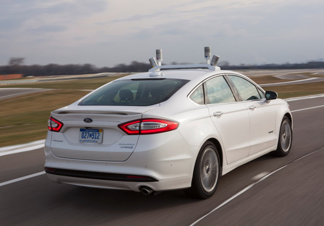 Ford invierte en investigaciones para la creacion del auto Inteligente del futuro 2