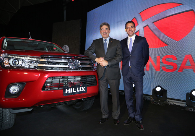 La concesionaria Kansai presento la nueva Toyota Hilux 1