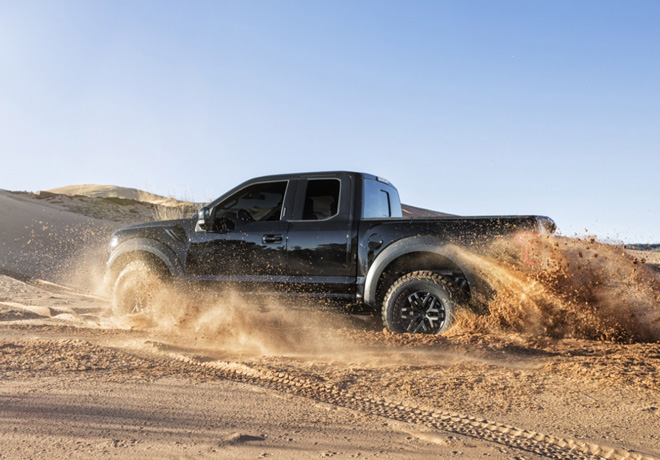 Ford F-150 Raptor SuperCrew 3