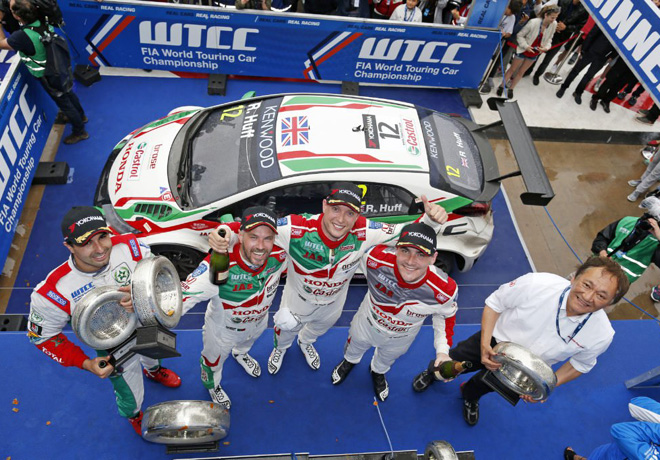 WTCC - Marrakech - Marruecos 2016 - Carrera 2 - Mehdi Bennani - Tiago Monteiro - Rob Huff - Norbert Michelisz en el Podio