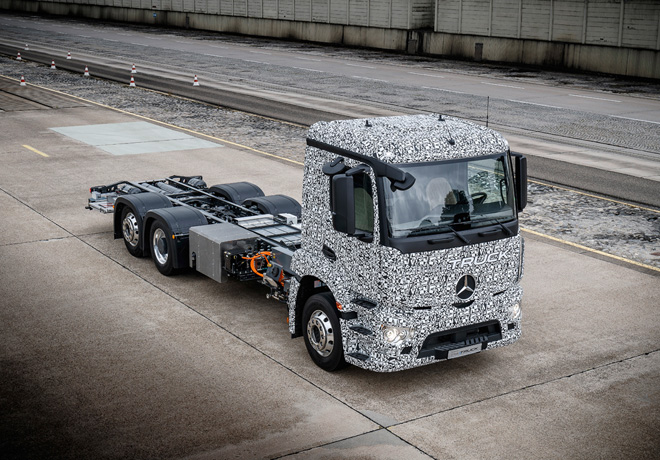 Mercedes-Benz Urban eTruck 2