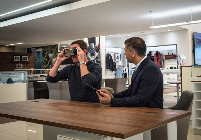 Jaguar Land Rover lanzan la experiencia de realidad virtual