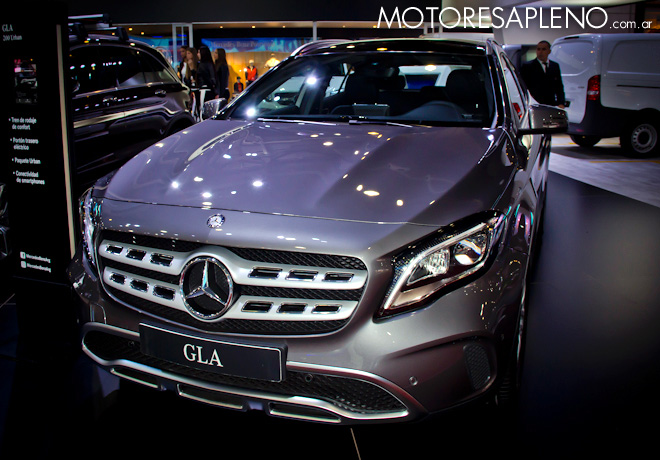 Mercedes-Benz GLA en el Salon del Automovil de Buenos Aires 2017