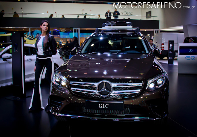 Mercedes-Benz GLC en el Salon del Automovil de Buenos Aires 2017
