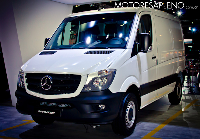 Mercedes-Benz Sprinter en el Salon del Automovil de Buenos Aires 2017