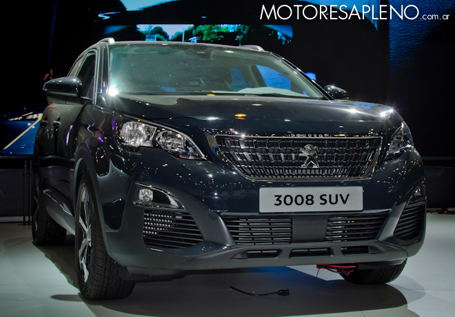Peugeot 3008 SUV en el Salon del Automovil de Buenos Aires 2017