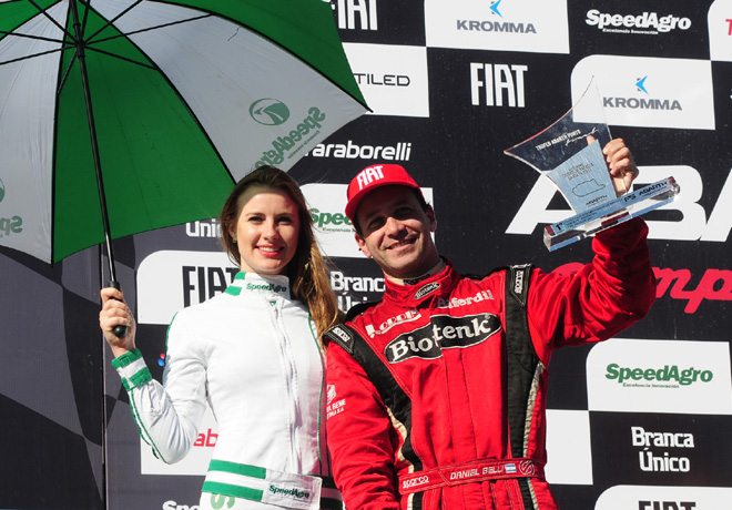 Abarth Competizione - Rafaela 2017 - Carrera 1 - Daniel Belli en el Podio