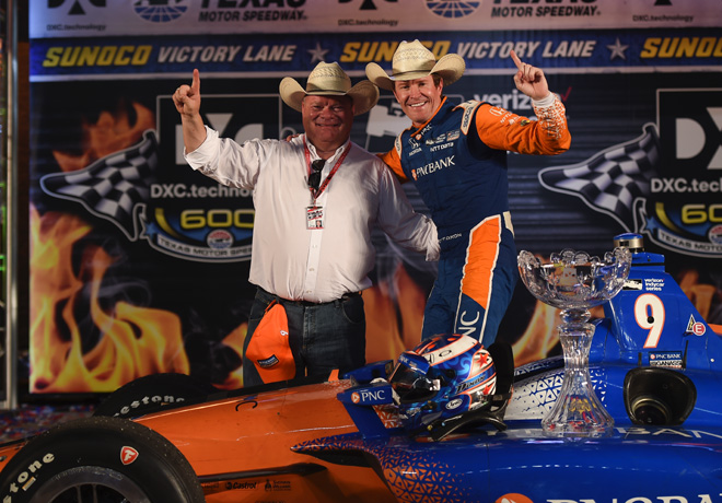 IndyCar - Texas 2018 - Carrera - Chip Ganassi y Scott Dixon en el Victory Lane