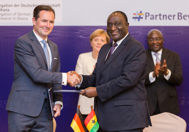 VW expande su compromiso en Africa - Firma memorandos de entendimiento con Ghana y Nigeria