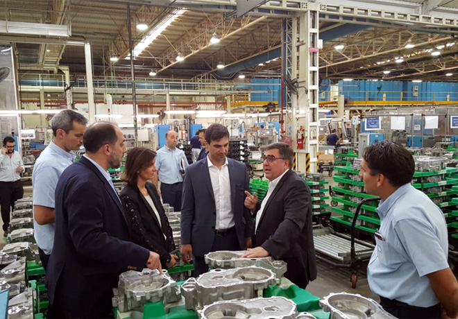 VW Argentina recibio en el Centro Industrial Cordoba visitas del Ministerio de Producción de la Nacion 1