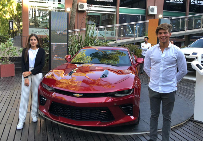 El Camaro presente en el Paseo Chevrolet en Carilo