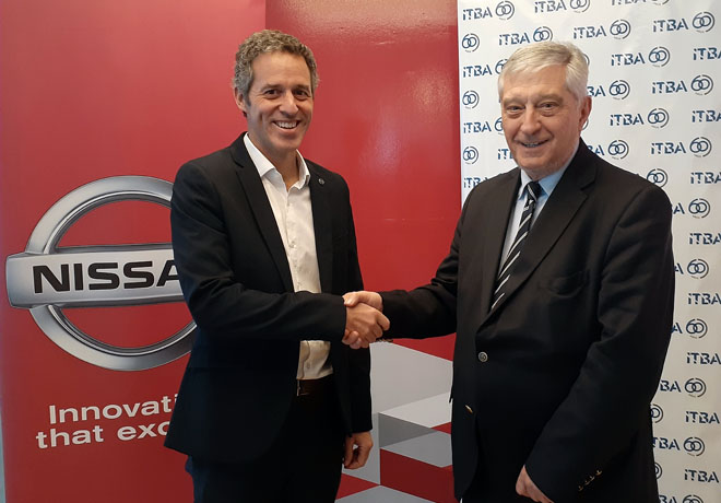 Gonzalo Ibarzabal -Nissan- y Jose Luis Roces -ITBA-