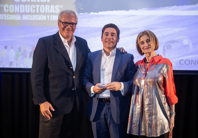 Scania - el programa Conductoras fue reconocido por los Premios Conciencia