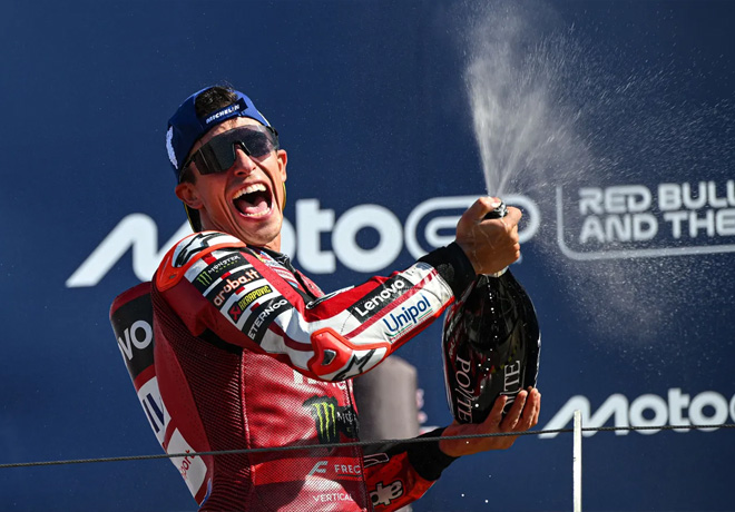 MotoGP en San Marino – Carrera: Marc Márquez saca rédito del error de Bezzecchi e iguala la punta del campeonato.